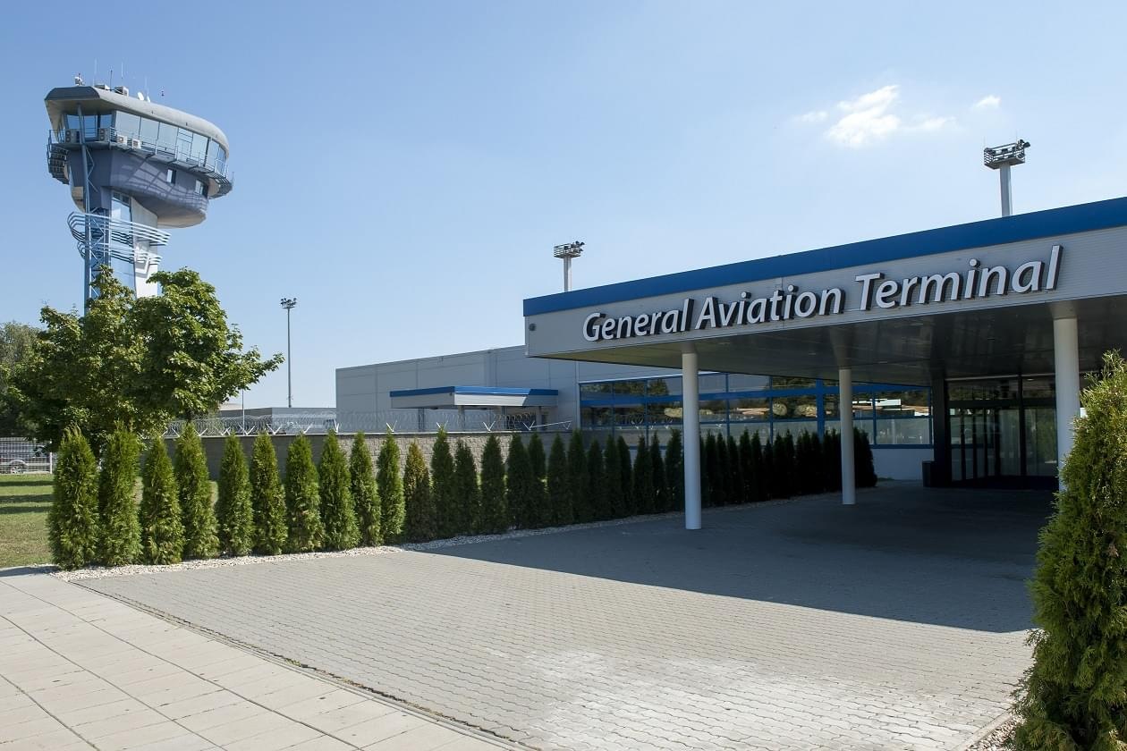 Bratislava - M. R. Stefanik Airport | Charter Advisory