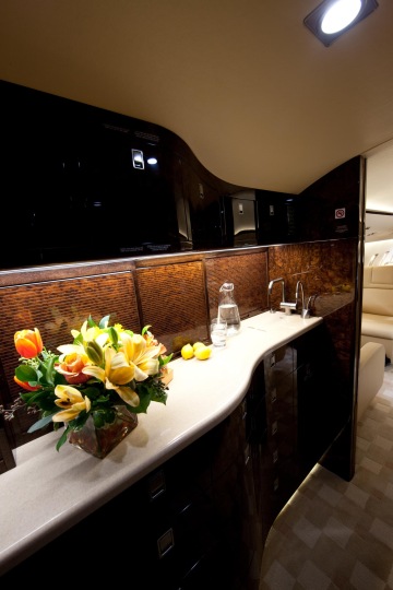 Bombardier Challenger 850